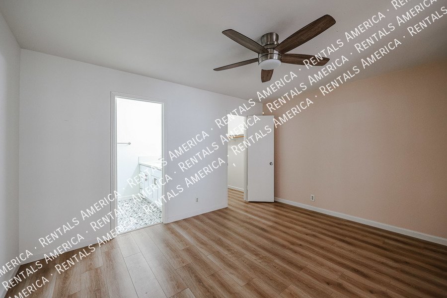 MOVE IN SPECIAL property image