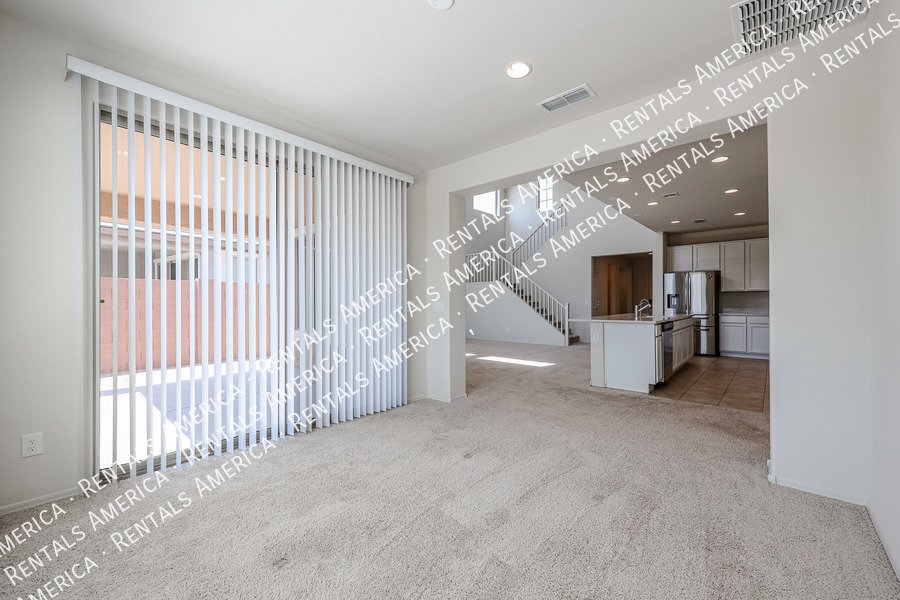 5 bedrooms with 4.5 baths! property image