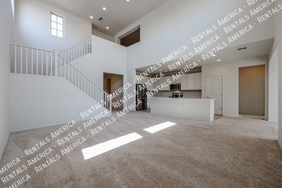 5 bedrooms with 4.5 baths! property image