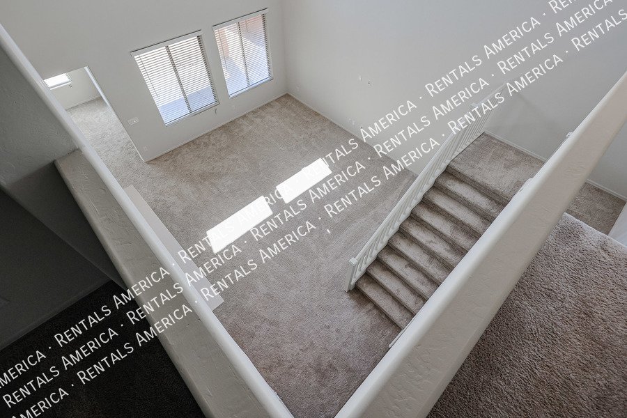 5 bedrooms with 4.5 baths! property image