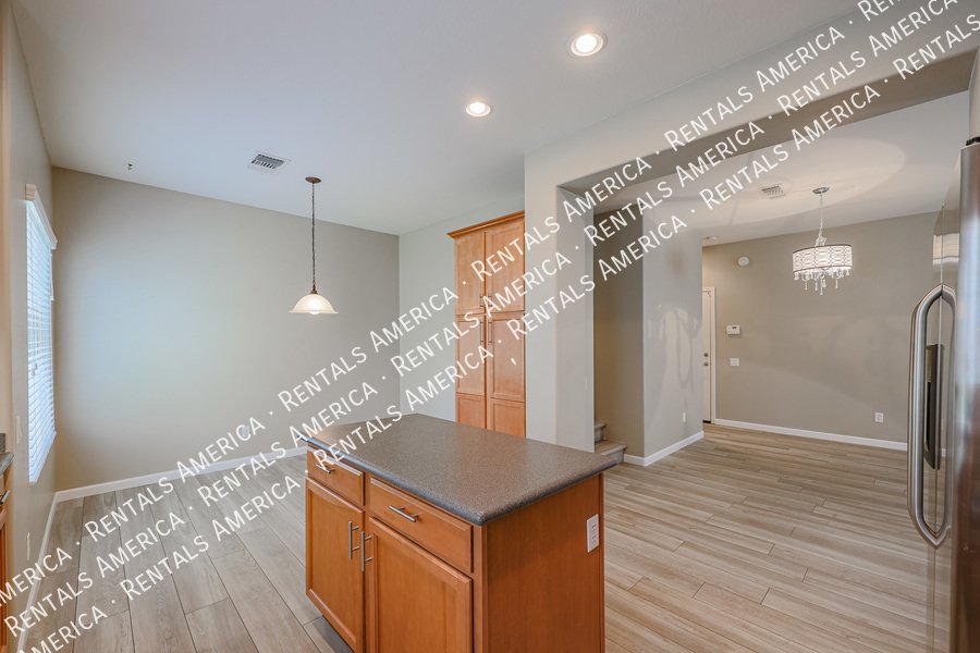 MI SPECIAL! Adorable 2BD 2BA home in the Gated Northgate Community!! property image