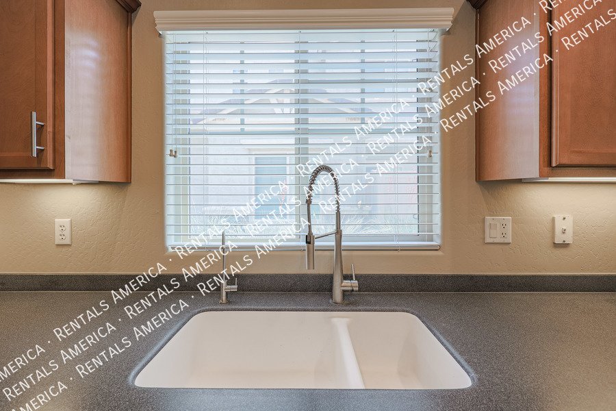 MI SPECIAL! Adorable 2BD 2BA home in the Gated Northgate Community!! property image