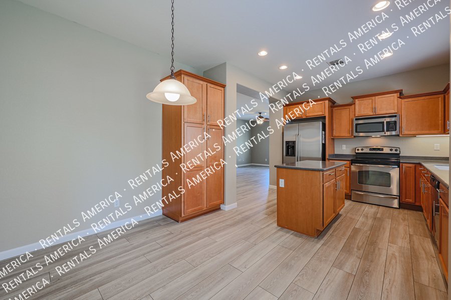 MI SPECIAL! Adorable 2BD 2BA home in the Gated Northgate Community!! property image