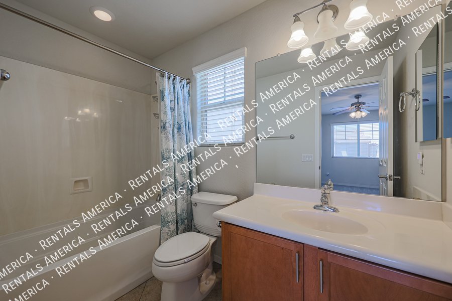 MI SPECIAL! Adorable 2BD 2BA home in the Gated Northgate Community!! property image