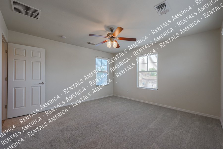 MI SPECIAL! Adorable 2BD 2BA home in the Gated Northgate Community!! property image
