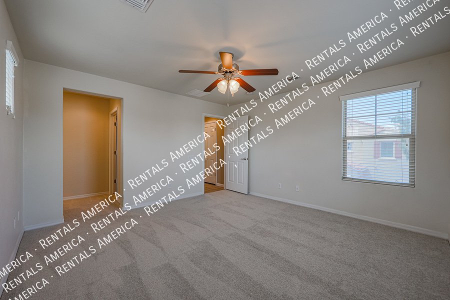 MI SPECIAL! Adorable 2BD 2BA home in the Gated Northgate Community!! property image