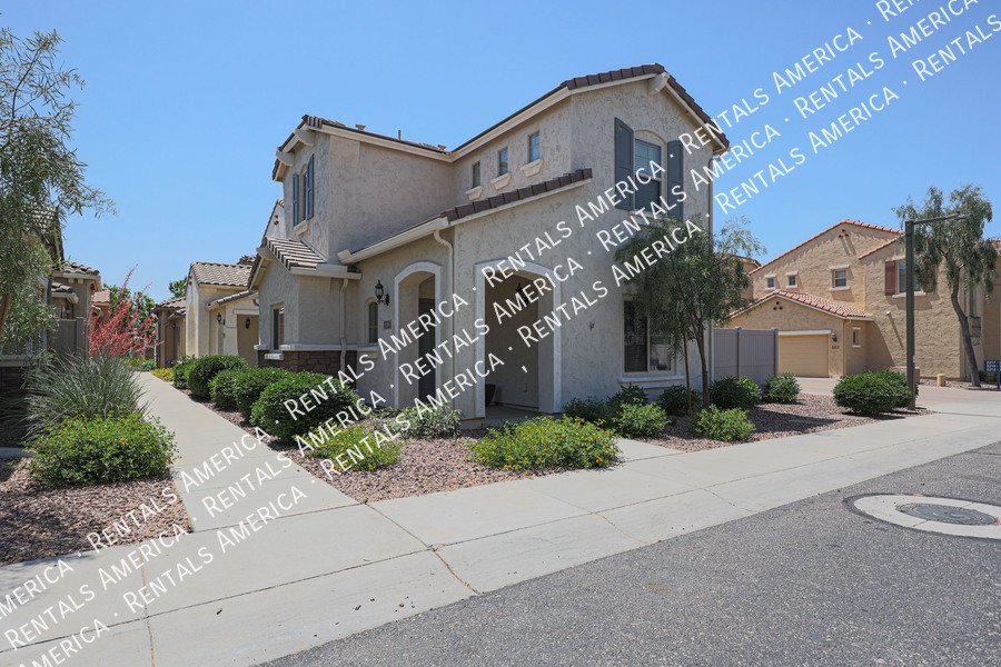 MI SPECIAL! Adorable 2BD 2BA home in the Gated Northgate Community!! property image