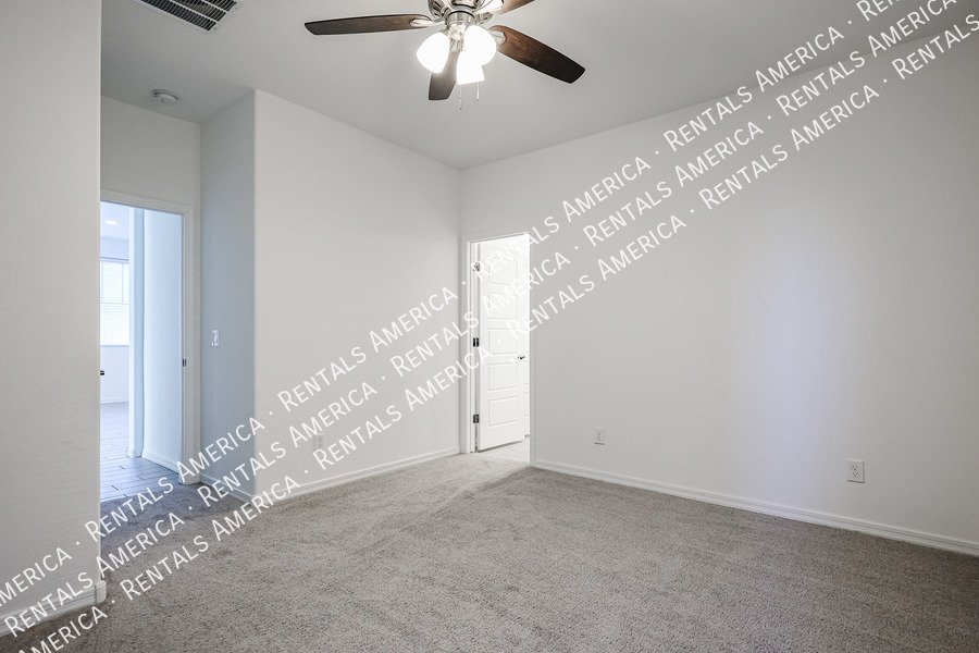 MOVE IN SPECIAL!!!! 5 bedroom 3 bath home in Camelback Ranch property image