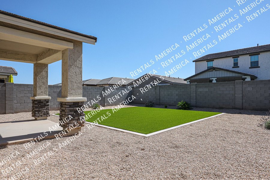 MOVE IN SPECIAL!!!! 5 bedroom 3 bath home in Camelback Ranch property image