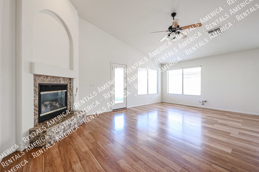 3 bedroom 2 bath in Chandler property image