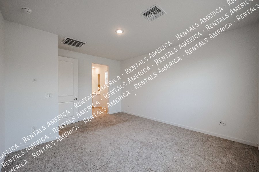 4 Bedroom 2 bath in Maricopa property image