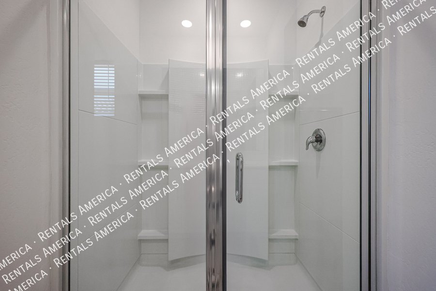 4 Bedroom 2 bath in Maricopa property image