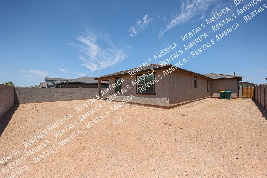 4 Bedroom 2 bath in Maricopa property image