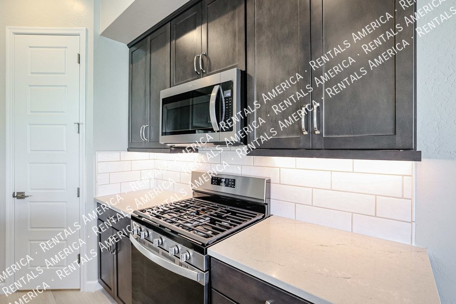 Desirable Community of Arabella property image