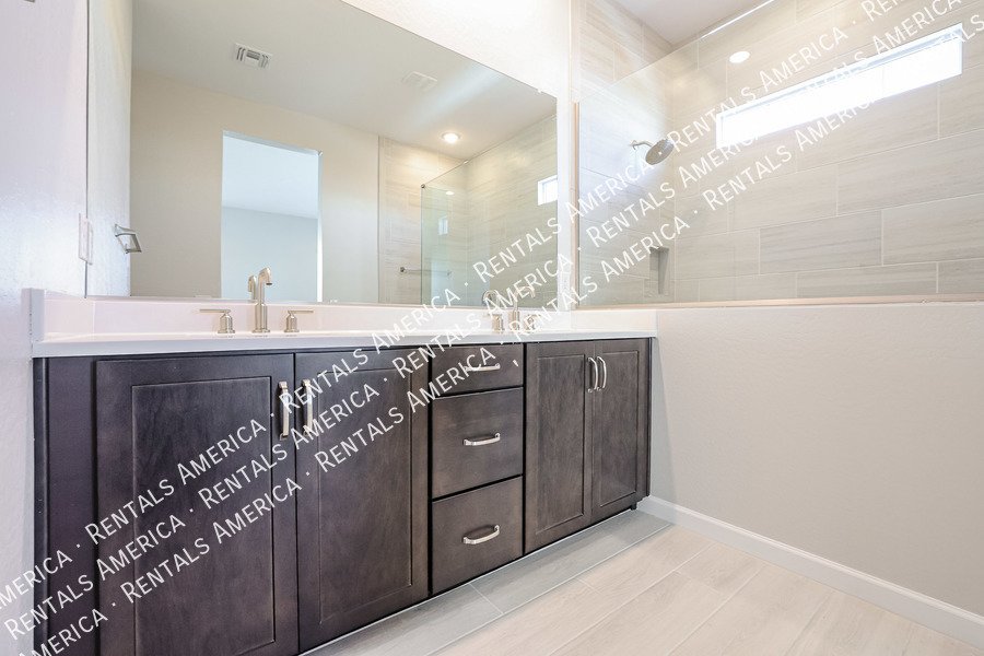 Desirable Community of Arabella property image