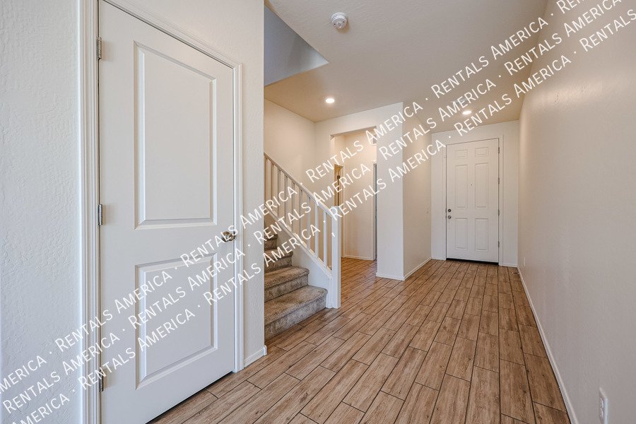 Remarkable 4 Bedroom Home In Marbella Ranch!!! property image