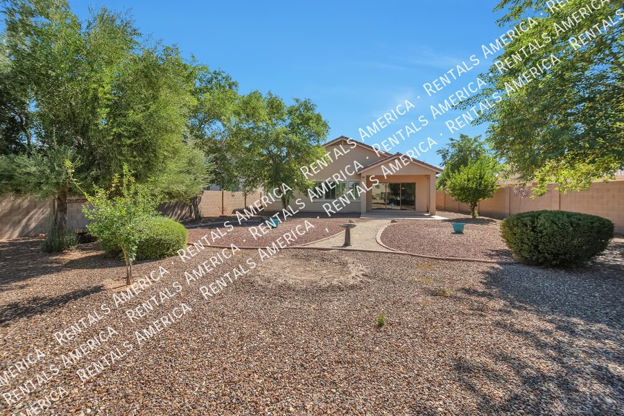 MOVE IN SPECIAL property image