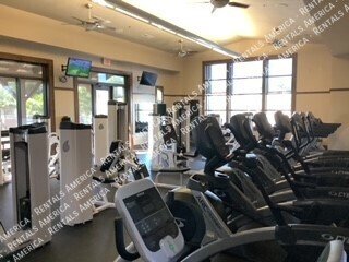 MOVE IN SPECIAL property image