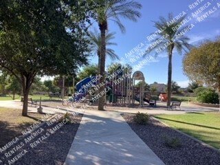 MOVE IN SPECIAL property image