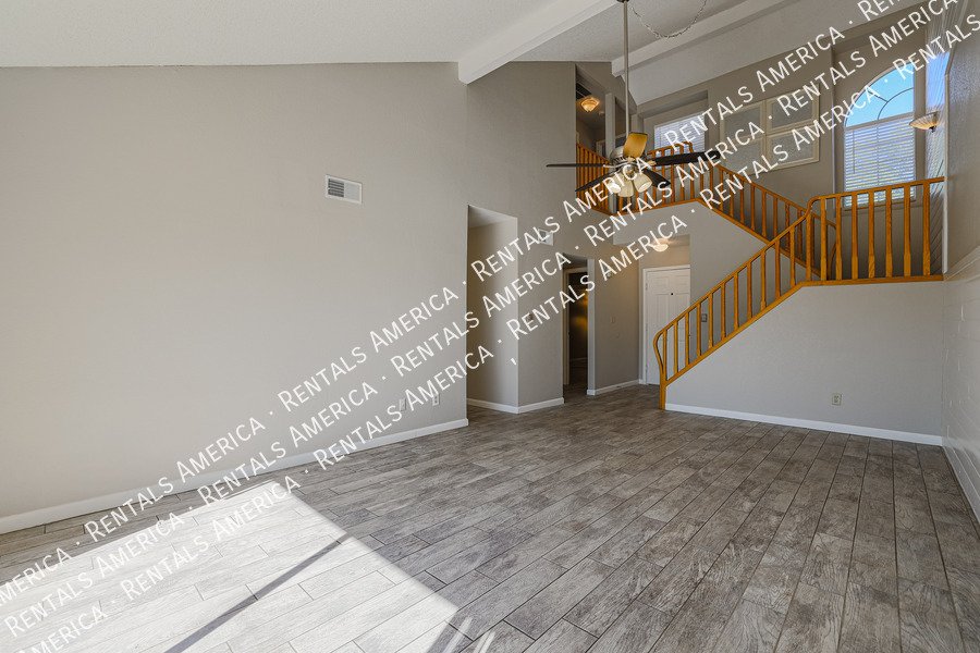 Great Northeast Mesa Location! property image