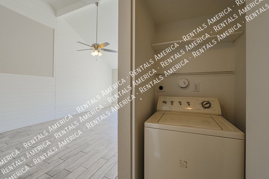 Great Northeast Mesa Location! property image