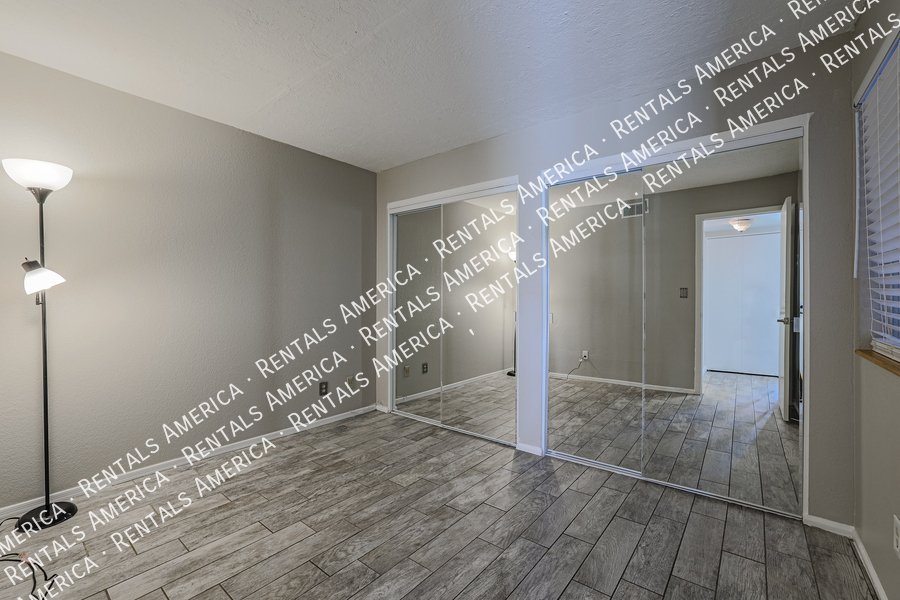 Great Northeast Mesa Location! property image