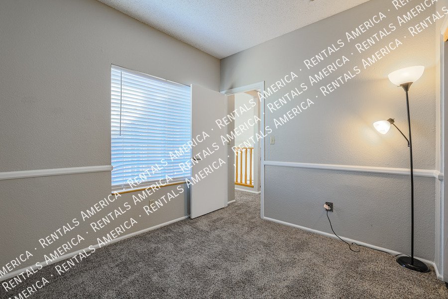Great Northeast Mesa Location! property image