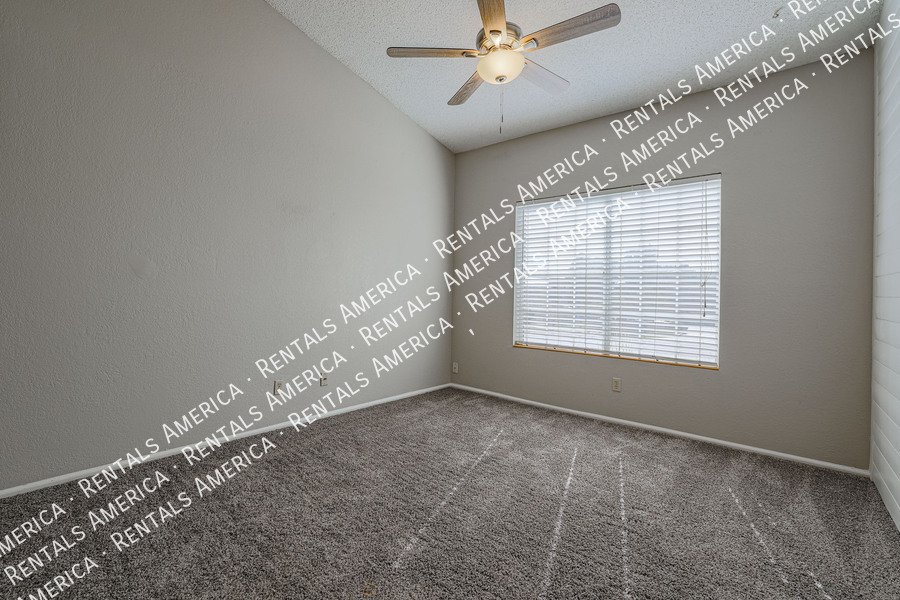 Great Northeast Mesa Location! property image