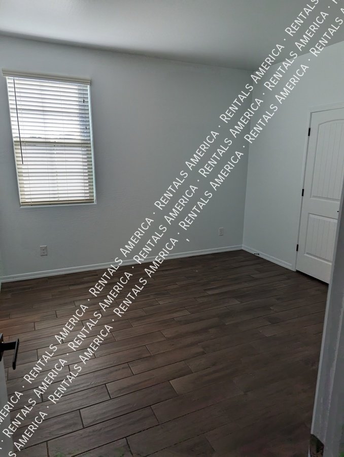 Move in Ready! & Special Offer! property image