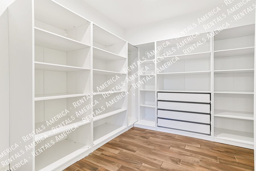 Move in Ready! & Special Offer! property image