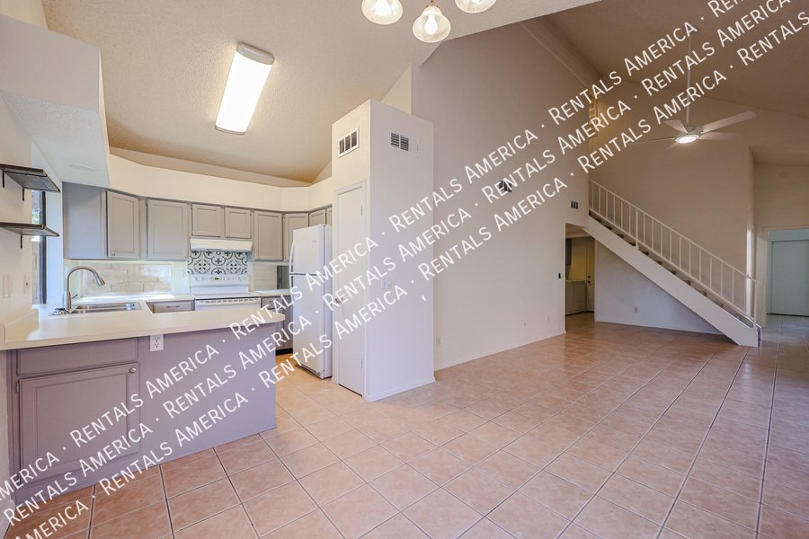 Beautiful 3 Bed/3 Bath home in Chandler!! property image