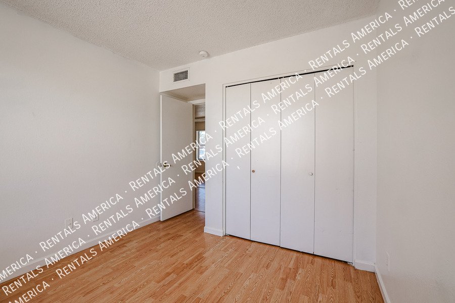 Nice 4 Bedroom Home In Pioneer Village Community!!! property image