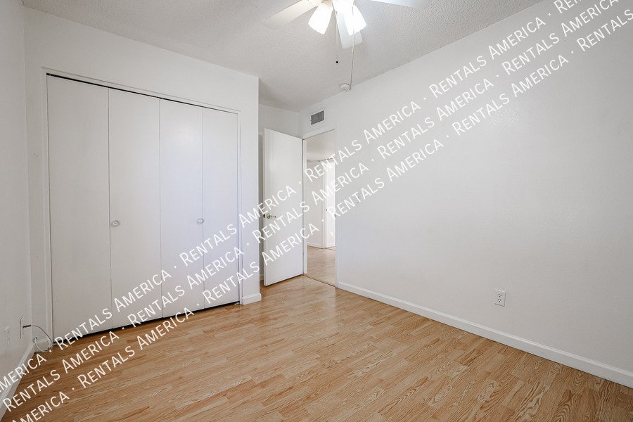 Nice 4 Bedroom Home In Pioneer Village Community!!! property image