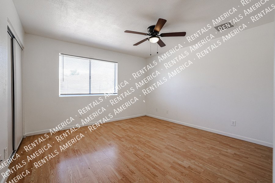 Nice 4 Bedroom Home In Pioneer Village Community!!! property image