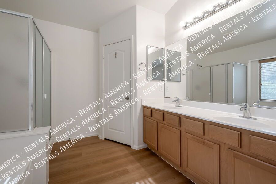 3BD 2BA home located in the Villages of Copper Basin property image