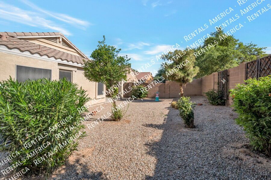3BD 2BA home located in the Villages of Copper Basin property image