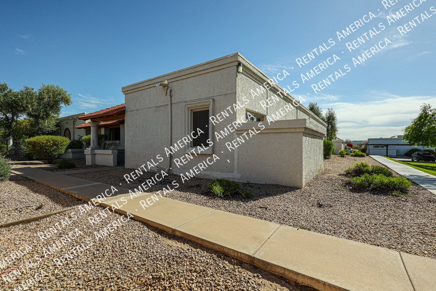 10815 W Northern Ave property image