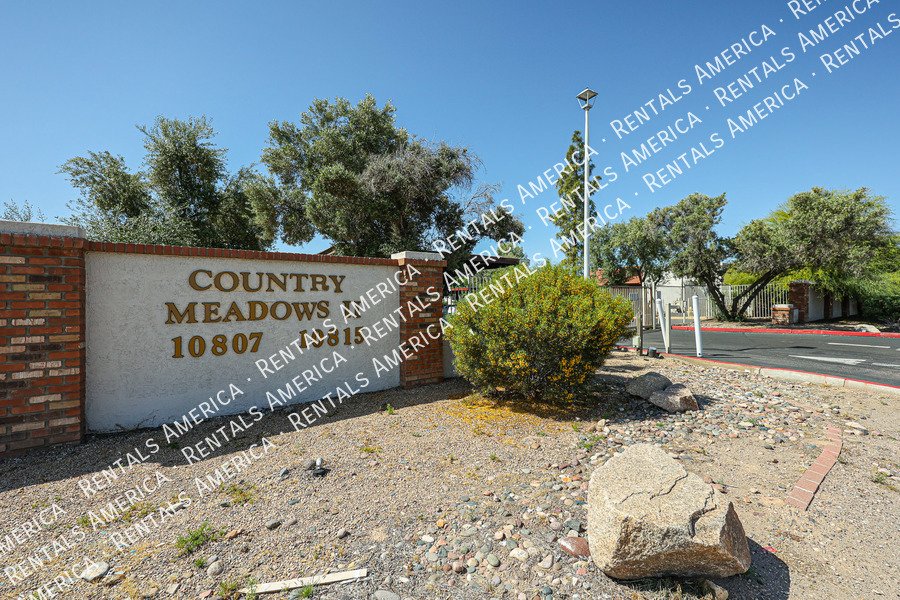 10815 W Northern Ave property image