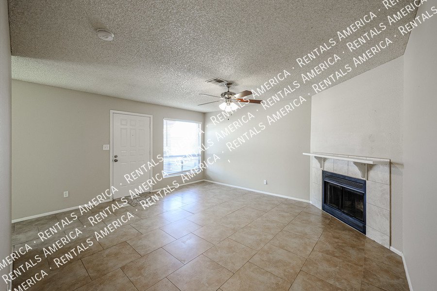 10815 W Northern Ave property image