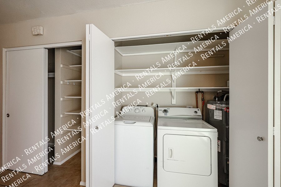 10815 W Northern Ave property image