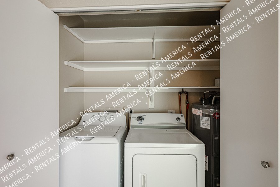 10815 W Northern Ave property image