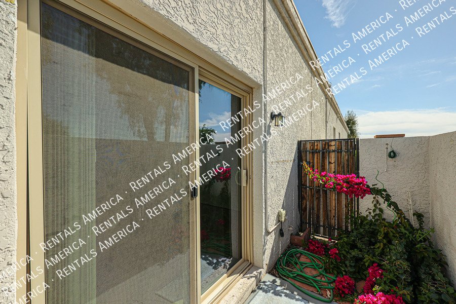 10815 W Northern Ave property image