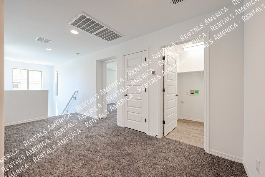 Rancho Mercado, 3 - Bedroom 2.5 Bath property image